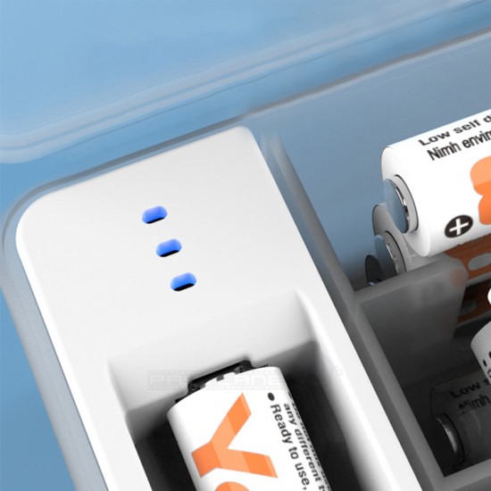 AA / AAA Battery Storage Case With Battery Tester