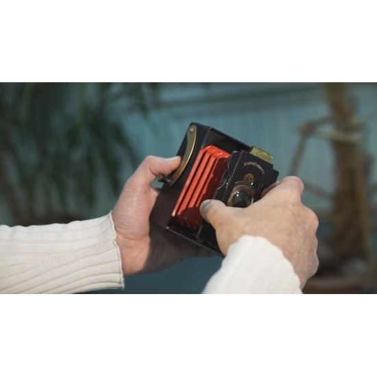  Jollylook Cardboard Vintage Instant Camera
