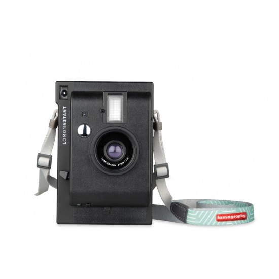 Lomo'Instant (Black) +FREE Closeup Lens +FREE Extra Color Gel  +FREE Strap