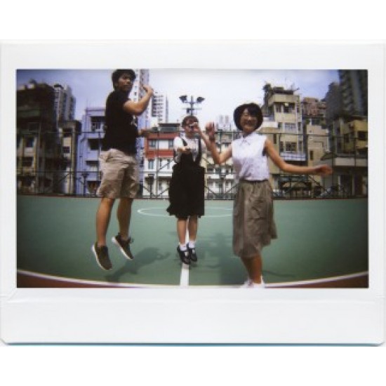 Lomo’Instant Wide White + Lenses