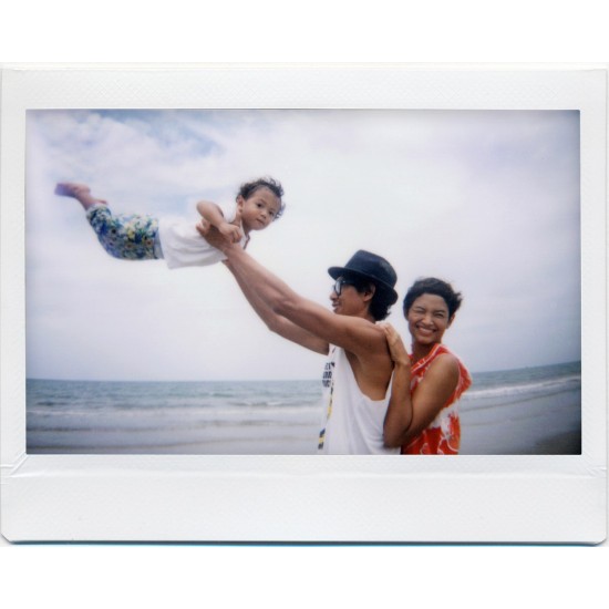 Lomo’Instant Wide White + Lenses